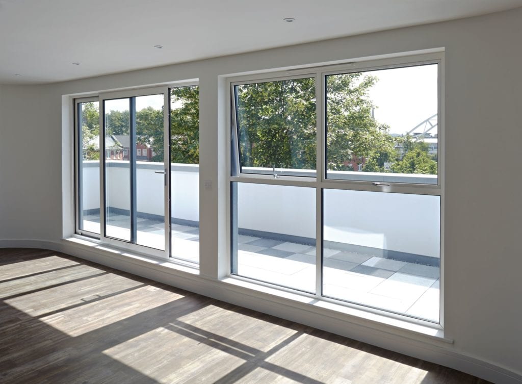 درب پاسیوی کشویی uPVC یا آلومینیومی