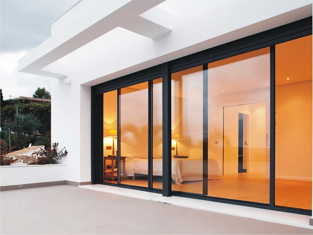 نصب درب پاسیوی کشویی uPVC یا آلومینیومی